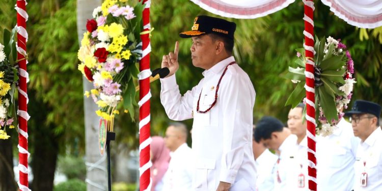 Gubernur Beri Arahan pada Apel Gabungan Lingkup Pemprov Kalteng
