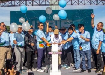 Gubernur Agustiar Sabran Melakukan Grand Launching Fitur QRIS Betang Mobile Bank Kalteng