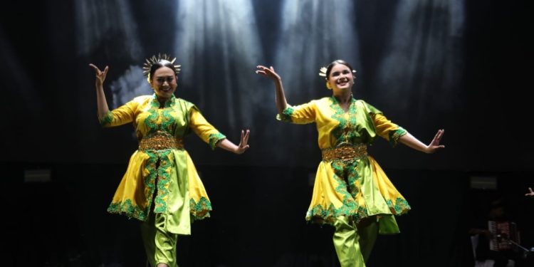 Tari Pesisir Tampilkan Pesona Alam dan Budaya Maritim di Panggung FBIM 2025
