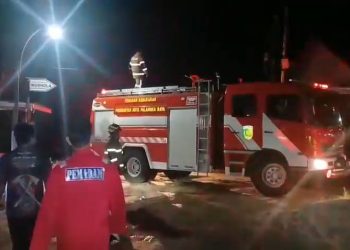 Saat Ditinggal Penghuninya, Kamar Barak di Palangka Raya Terbakar