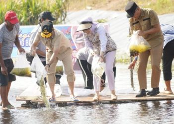 Gubernur Kalteng Dukung Restocking Benih Ikan untuk Tingkatkan Ketahanan Pangan