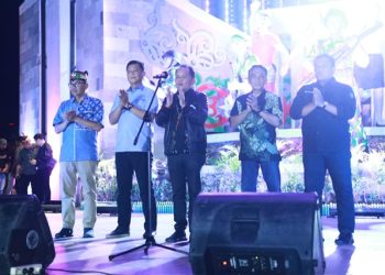 Gubernur Agustiar Sabran: Huma Betang Night Wadah Pelestarian Budaya dan Pengembangan UMKM