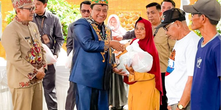 Wagub Kalteng Hadiri Ramah Tamah dan Pasar Murah Hari Jadi ke-75 Barut