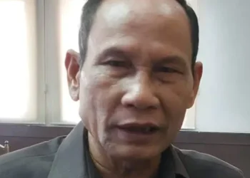 Arthon Pimpin Rapat Pembentukan Tiga Pansus Bahas Empat Raperda Inisiatif