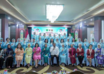 Wagub Edy Pratowo Kukuhkan BKOW Kalteng 2025–2030