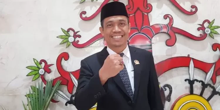 DPRD Kapuas Desak Pengawasan Ketat Terhadap Usaha Isi Ulang Air Minum Galon