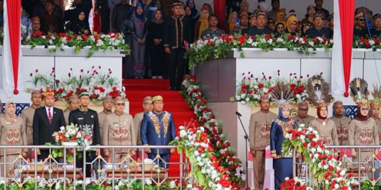 Unsur Pimpinan DPRD Berikan Ucapan Selamat HUT ke-75 Kabupaten Barito Utara