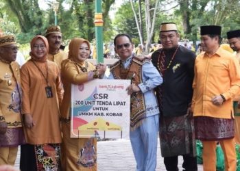 Gubernur Kalteng Pimpin Upacara Hari Jadi ke-66 Kotawaringin Barat