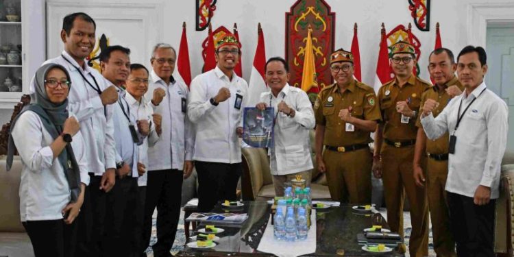 BPKP Kalteng Sampaikan LED dan Policy Brief ke Gubernur Agustiar Sabran