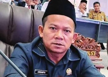 Anggota DPRD Barut Dapil IV Tinjau Lokasi Rencana Peternakan Sapi