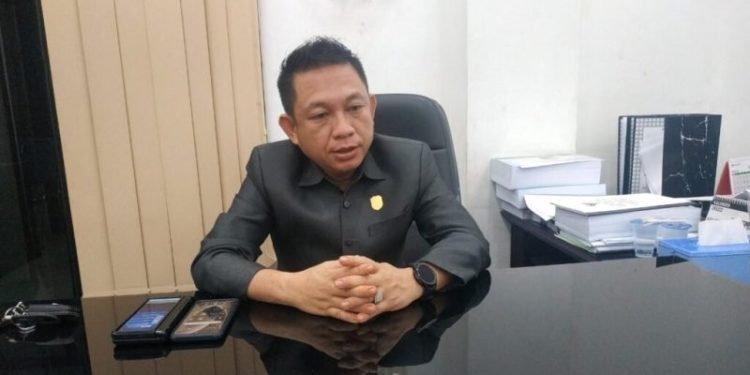 Waket I DPRD Barut Apresiasi Politeknik Muara Teweh Yudisium 38 Mahasiswa