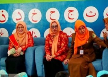 DWP Barito Utara Kunjungi TK, Beri Motivasi dan Bingkisan untuk Anak-anak