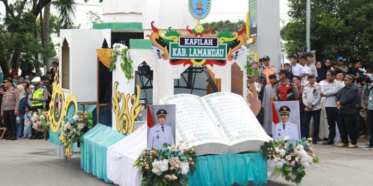 Ratusan Peserta Meriahkan Pawai Ta`aruf MTQH XXXIII di Muara Teweh