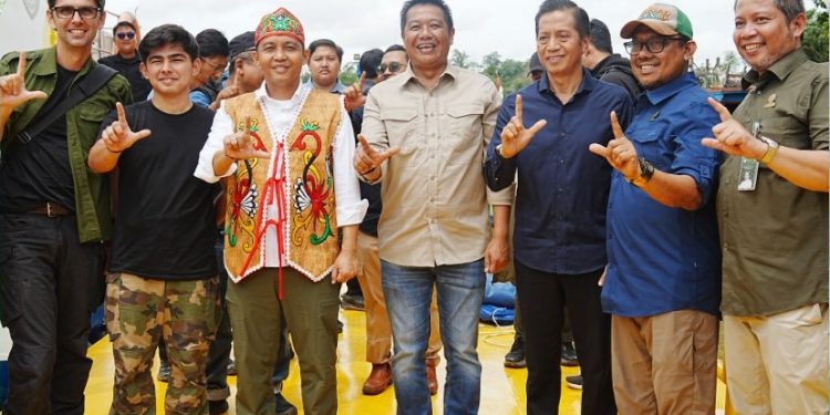 Menhut Raja Juli Resmikan Pusat Suaka Owa Pararawen untuk Perkuat Konservasi Satwa Liar