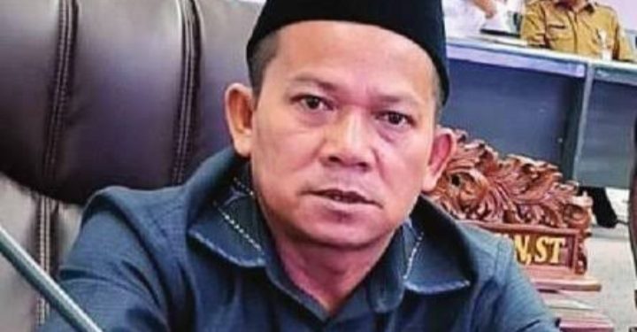 Anggota Komisi II DPRD Barito Utara Tinjau Tanaman Holtikulura di Desa Trinsing 