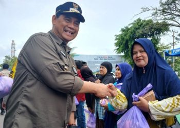 Pemkab Barito Utara Gelar Pasar Murah dan Salurkan 700 Paket Sembako Jelang Natal dan Tahun Baru