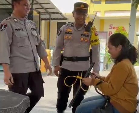 Ngidam Polisi, Ibu Hamil Empat Bulan Sambangi Polresta Palangka Raya