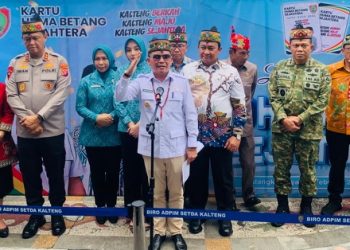 Gubernur Agustiar Sabran Lepas Bansos KHBS, 300 Ribu KK Jadi Sasaran