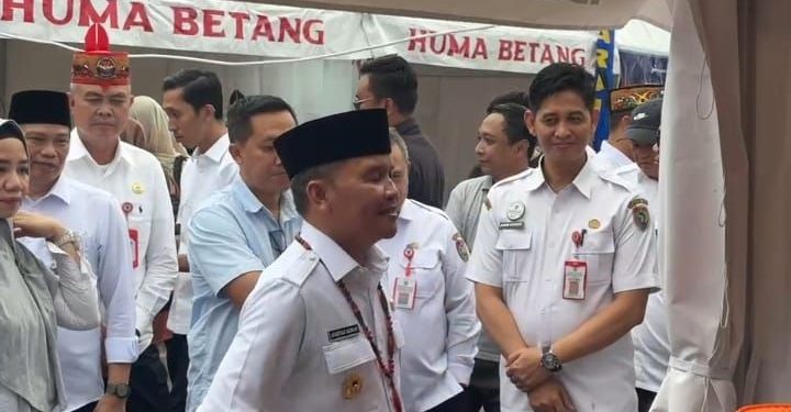 Gubernur Agustiar Sabran Tinjau Pasar Ramadan, Tegaskan Komitmen Dukung UMKM Kalteng