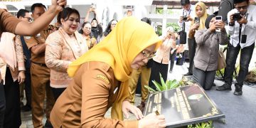 Perkuat Ekonomi Keluarga, DWP Kalteng Luncurkan Galeri dan Cafe Cantik