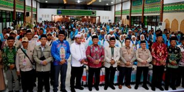 Wagub Edy Pratowo Lepas Jemaah Haji Kalteng Kloter BDJ 04 ke Tanah Suci