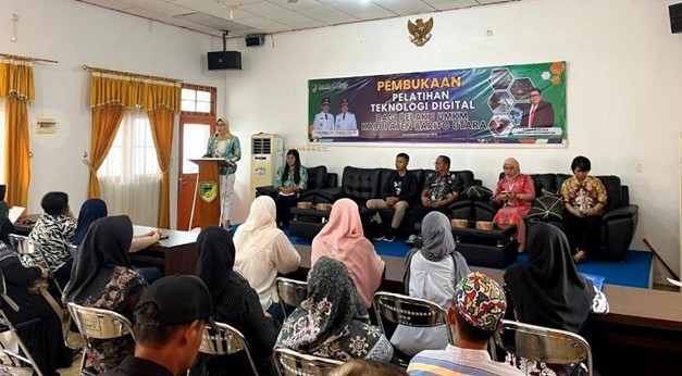 Pemkab Barut Perkuat UMK Lewat Pelatihan Teknologi Digital