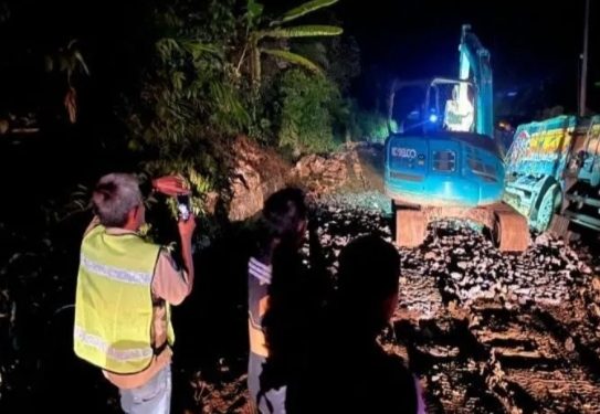 Pemkab Barito Utara lakukan penanganan darurat Jalan Malawaken