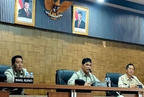 Pemkab Barut larang pelangsir BBM dan atur jadwal kendaran dinas di SPBU Perusda