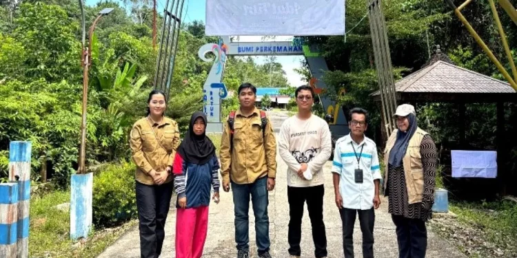 Bupati Barito Utara Tinjau Persiapan Pawai Takbir, Ajak Warga Jaga Ketertiban dan Kebersihan