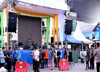 Bupati Barito Utara Tinjau Persiapan Pawai Takbir, Ajak Warga Jaga Ketertiban dan Kebersihan