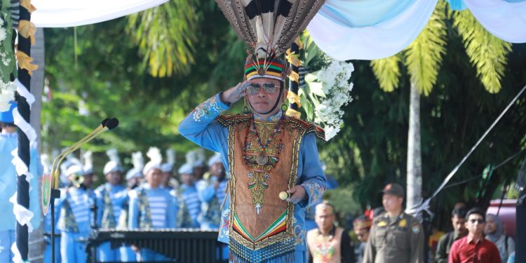 Pimpin Upacara HUT Kalteng, Agustiar Sabran Tekankan Kemandirian Daerah