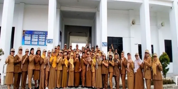 Pemkab Barito Utara Dorong Digitalisasi Pendidikan, 234 Siswa SMPN 1 Muara Teweh Ikuti TKA Berbasis Chromebook