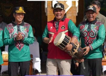 Bupati Barut Ajak Masyarakat Lestarikan Budaya Daerah