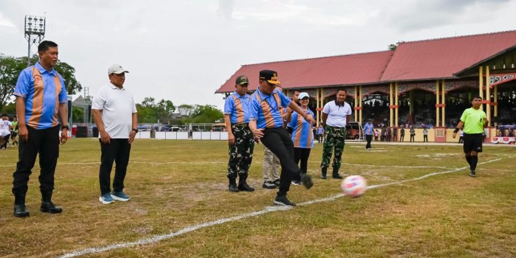 Gubernur Agustiar Sabran Resmi Buka Turnamen Gubernur Cup Road to Pangdam XXII/TB Cup 2026