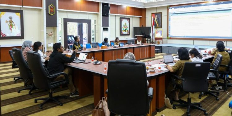 Komisi Informasi Kalteng Matangkan Persiapan Monev Keterbukaan Informasi Publik 2026