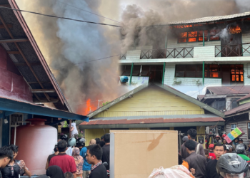 Belasan Rumah Warga dan Sekolah Terbakar di Jalan dr. Murjani Palangka Raya