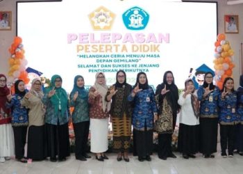 Ketua PP-PAUD Barito Utara Hadiri Pelepasan Peserta Didik PAUD Bunda Piara