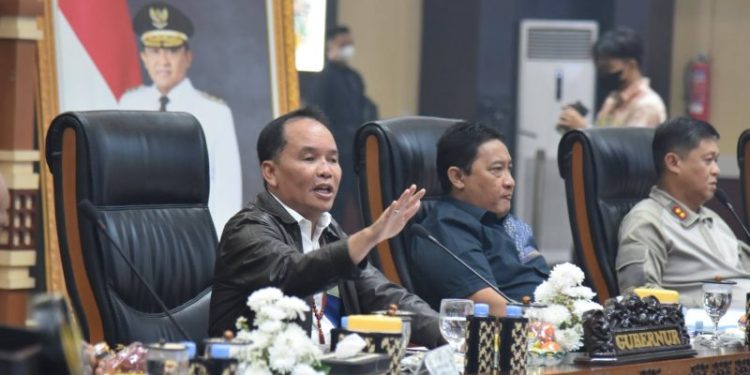 Pimpin Rakor Karhutla, Gubernur Agustiar: Jangan Ada Ego Sektoral