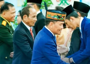 Perkuat Sinergitas, Ketua DPRD Hadiri Pelantikan Pejabat Pimpinan Tinggi Pratama Pemprov Kalteng