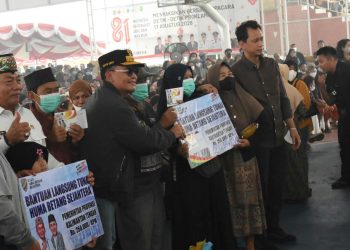 Pemprov Kalteng Salurkan Bantuan Pangan untuk Warga Terdampak Karhutla di Kapuas