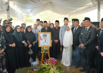 Kalteng Berduka, Wagub Pimpin Penghormatan Terakhir untuk H. Nadalsyah