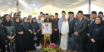 Kalteng Berduka, Wagub Pimpin Penghormatan Terakhir untuk H. Nadalsyah